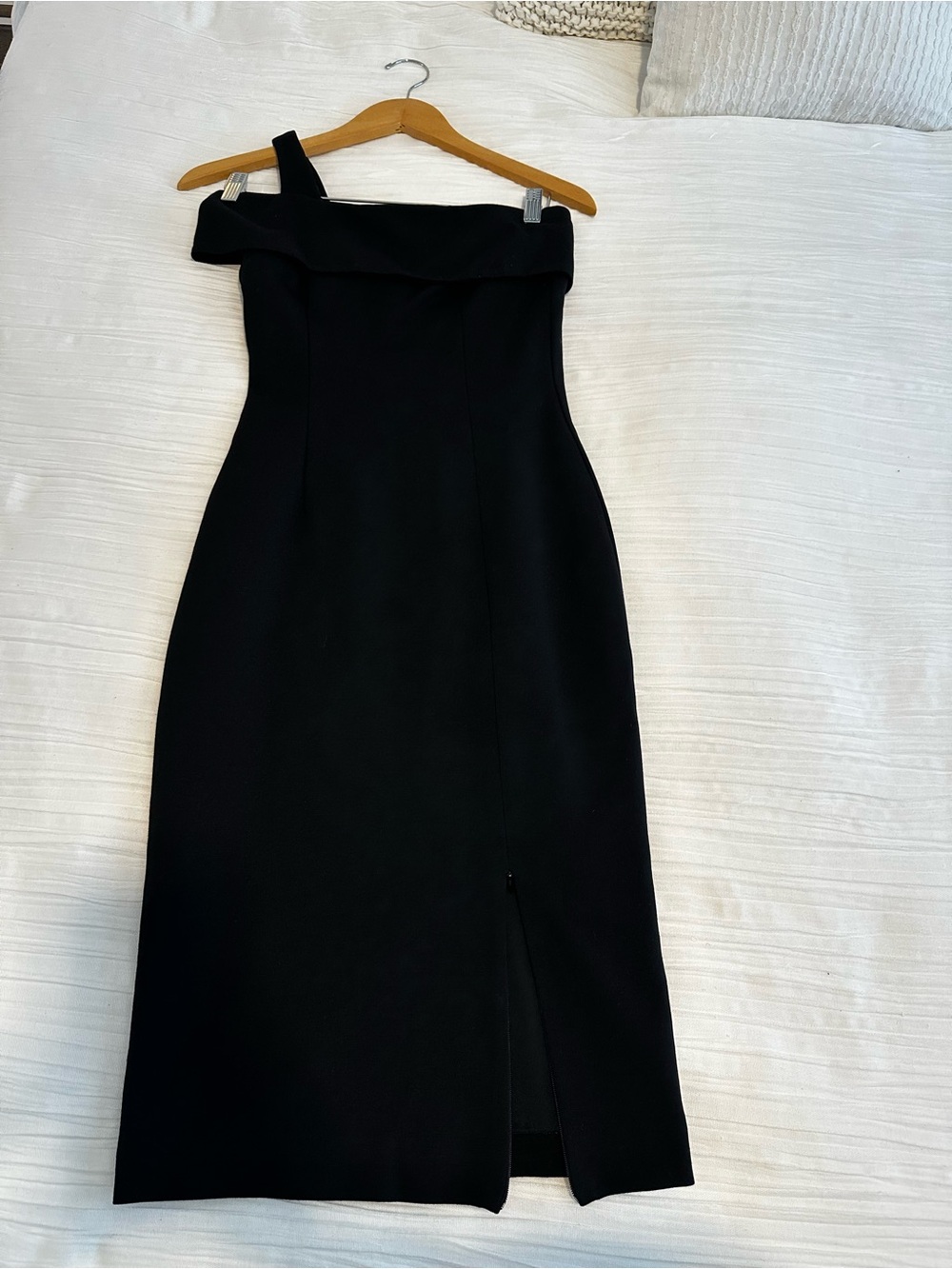 NICHOLAS Black One-Shoulder Midi Dress with Front Slit